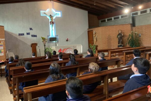 esclavas.santisima.eucaristia.madre.dios.blog.1.junio.Oratorio.niños