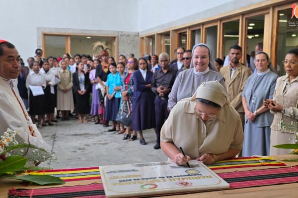 esclavas.santisima.eucaristia.madre.dios.blog.2.junio.2025.naroman.esperansa.6