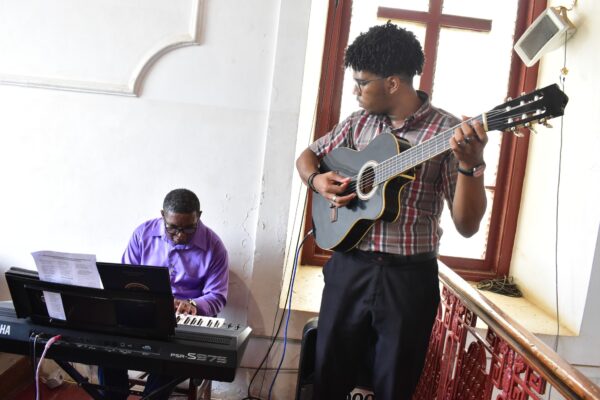 557767990_4145360422418006_8530220281175719399_n (1) - copia